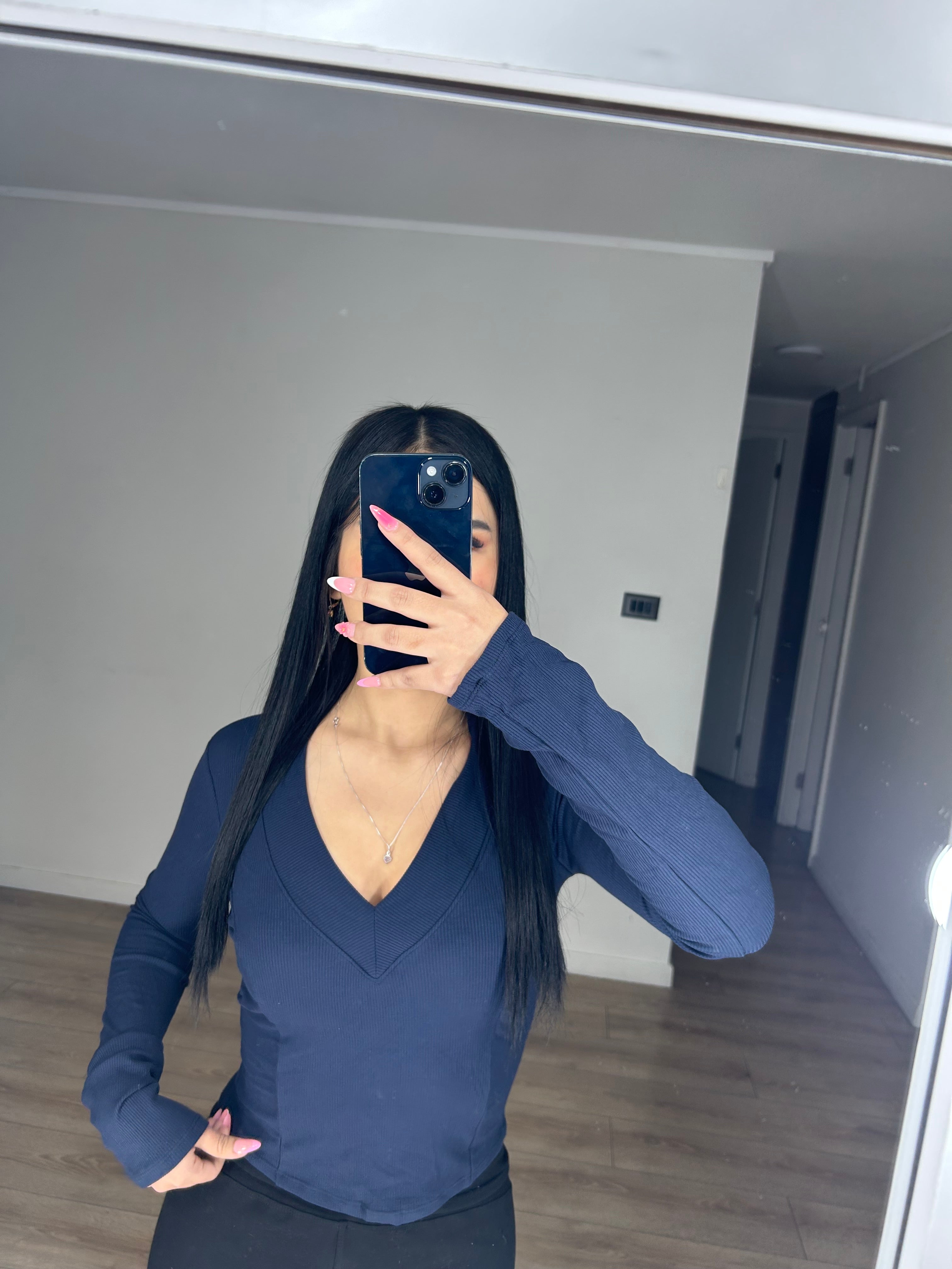 TOP BASIC MANGA LARGA CUELLO V #2