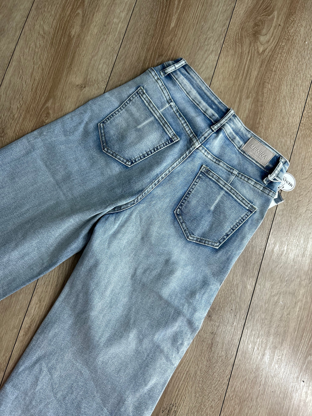JEANS BRILLO ESTILO FN