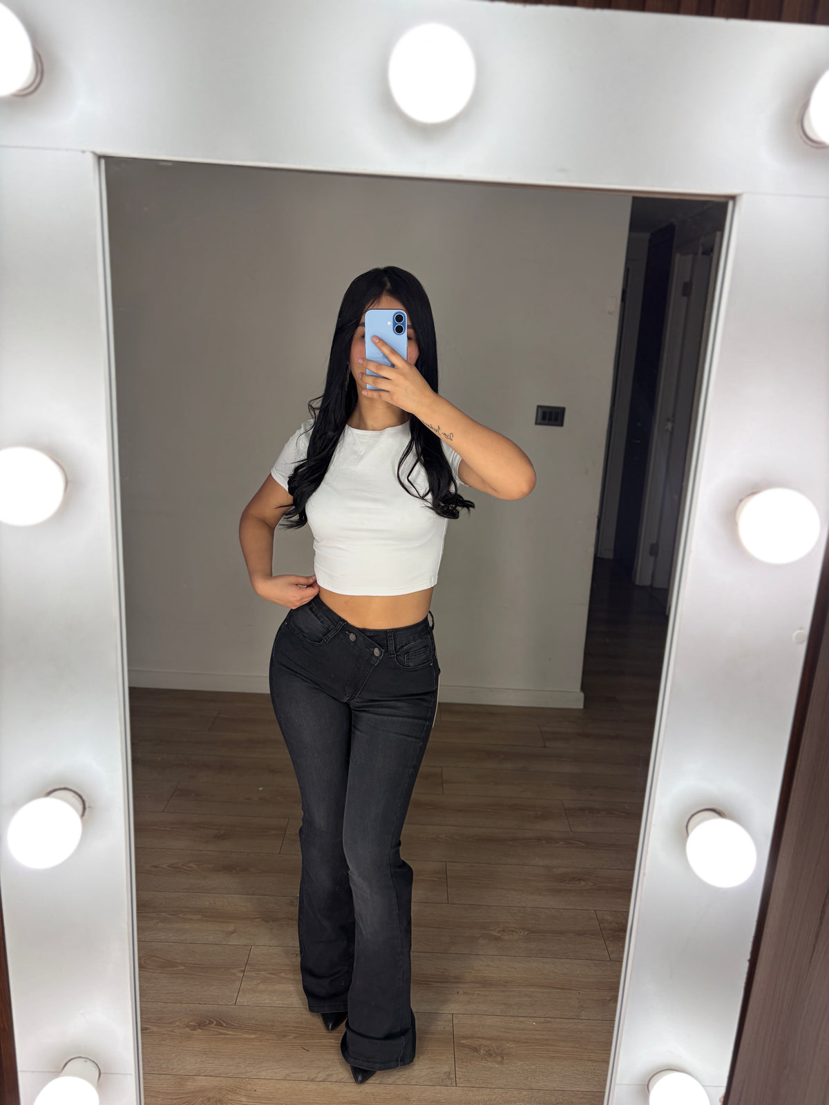 FLARE JEANS EMILIA