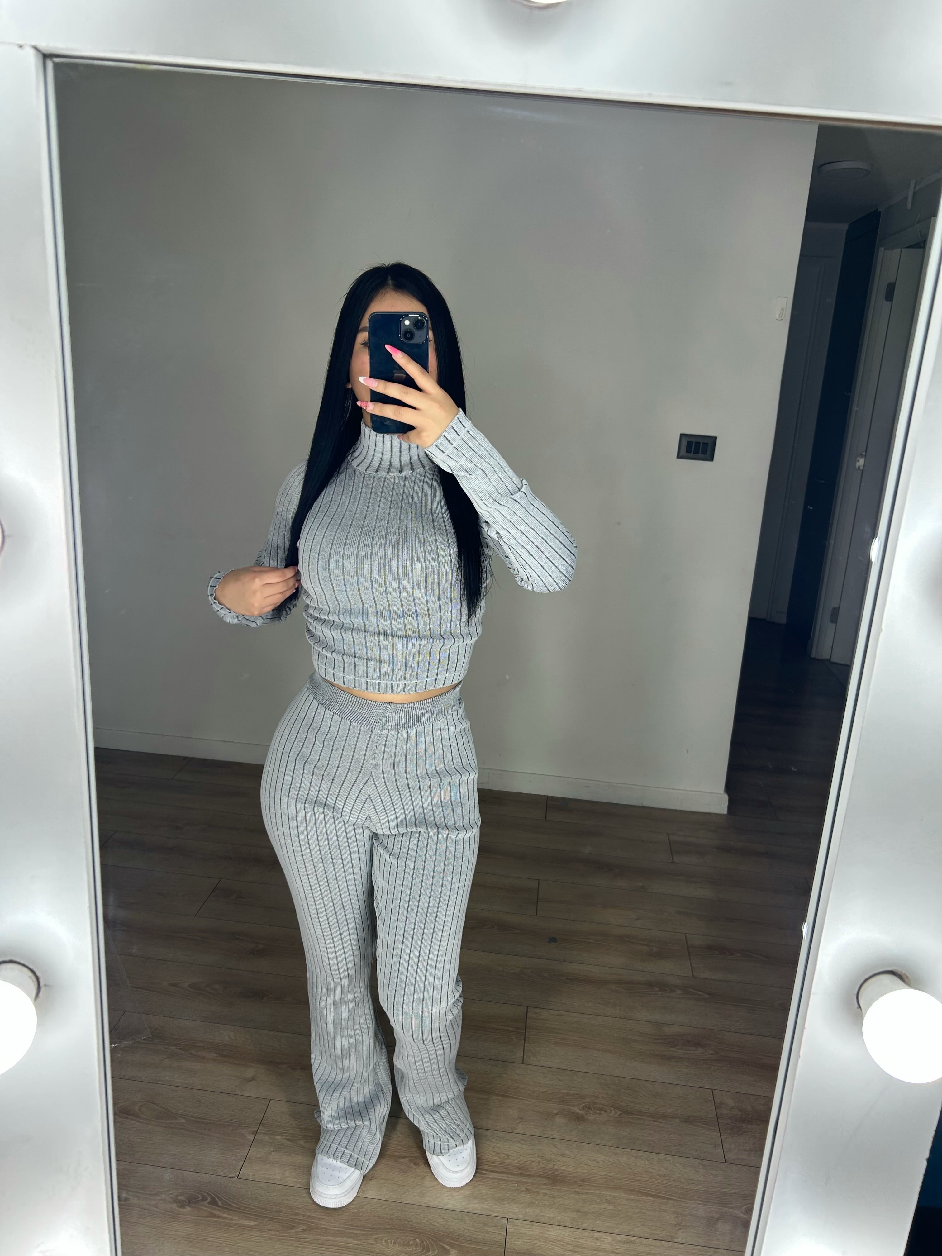 CONJUNTO LANILA