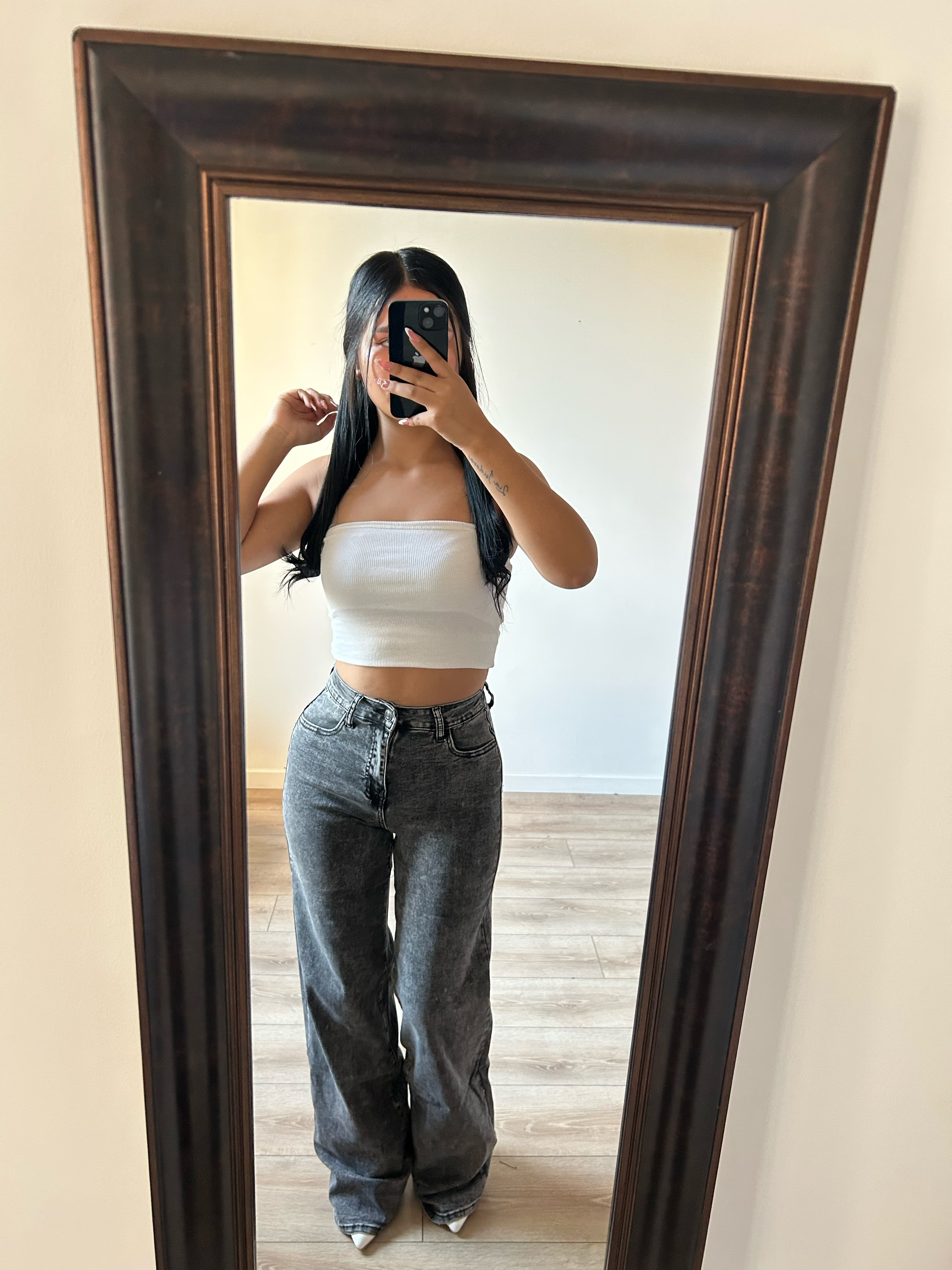 WIDE LEG GRIS FOCALIZADO