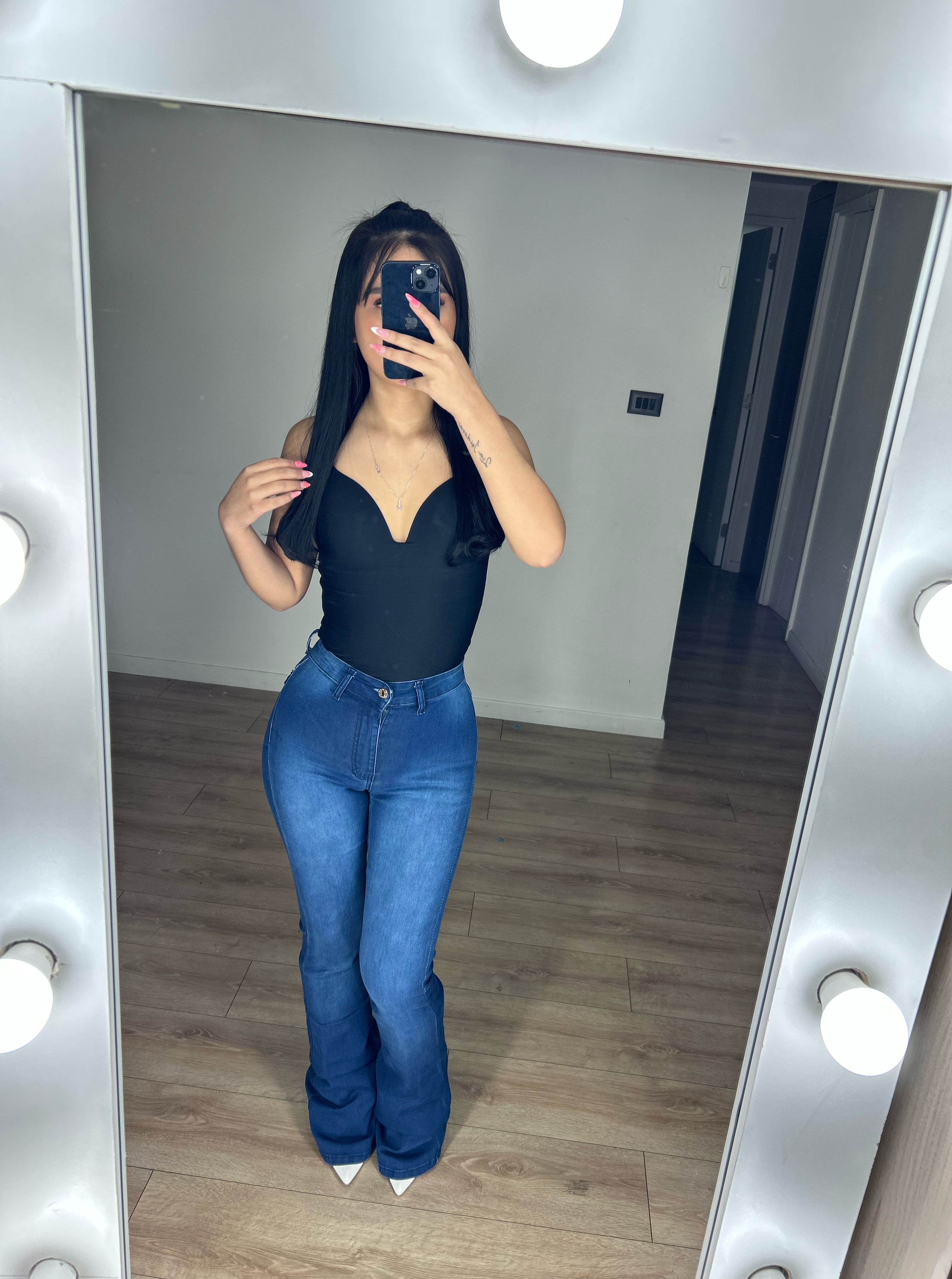 FLARE TANIA